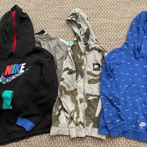 Boys Nike Lot size Medium